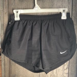 NIKE- black shorts